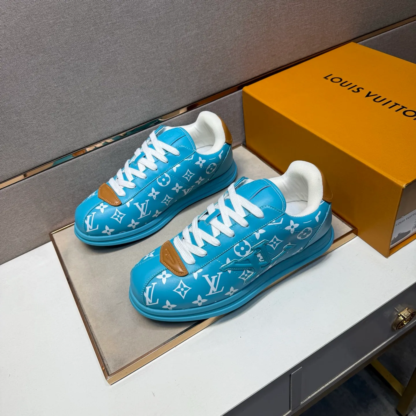 Men's men's shoes 💰pp560 [LV～] Men's casual shoes 2025z cabinet sales simultaneously 🔶Size: 38-44 #️⃣ 🔷4 colors🔜The upper is made of multi-material splicing➕Mesh lining, comfortable and breathable, sole: original comfortable and wear-resistant outsole, ⚠️real thing📱photographed🎬real thing is better📢📢📢